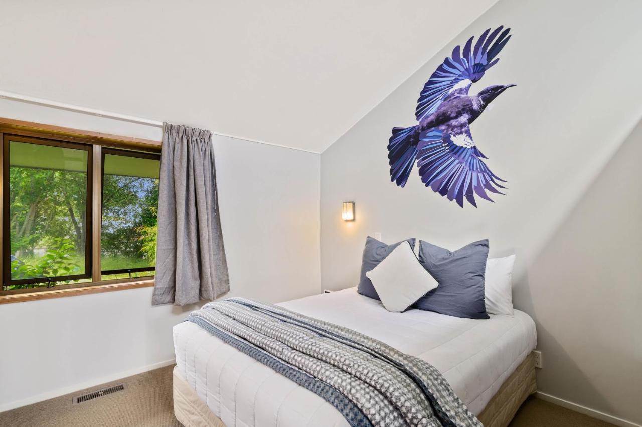 The Bird House - Kawaha Point, Rotorua. Stylish Six Bedroom Home With Space, Views And Relaxed Atmosphere المظهر الخارجي الصورة